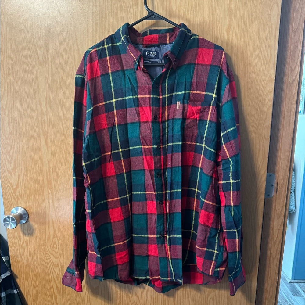 Chaps Mens Red and Green Plaid Shirt